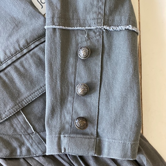 Jolt Military ruffled Jacket - Picture 8 of 14